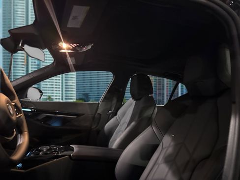 Used 2025 BMW 530i image 19