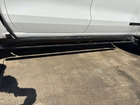 Used 2024 GMC Canyon Elevation w/ Convenience Package image 12