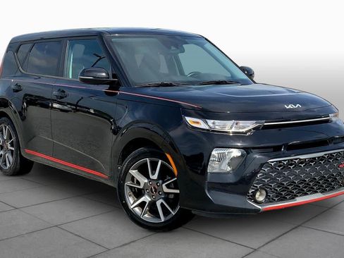 Used 2022 Kia Soul GT-Line FWD image 3