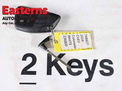 Used 2024 Chevrolet Colorado W/T image 22