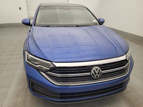 Used 2023 Volkswagen Jetta SE FWD image 14