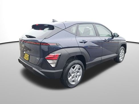 New 2026 Hyundai Kona SE image 6