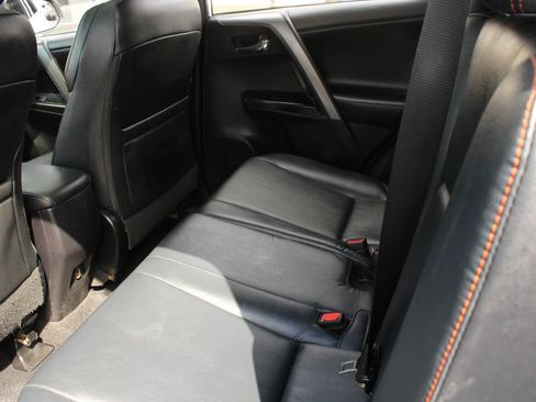 Used 2017 Toyota RAV4 SE AWD/4WD image 18