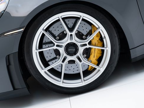 Certified 2026 Porsche 911 GT3 RWD image 12