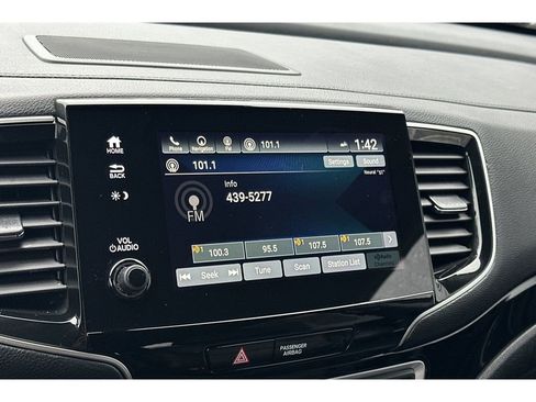 Used 2019 Honda Pilot Touring image 22