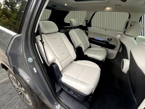 New 2026 Hyundai Palisade Calligraphy AWD/4WD image 11