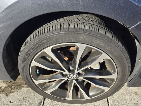 Used 2018 Toyota Corolla L image 6