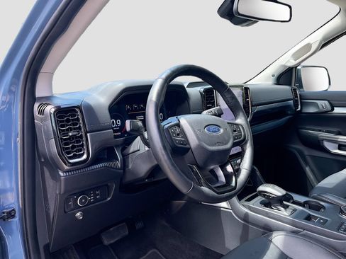 Used 2024 Ford Ranger Lariat w/ FX4 Off-Road Package AWD/4WD image 9