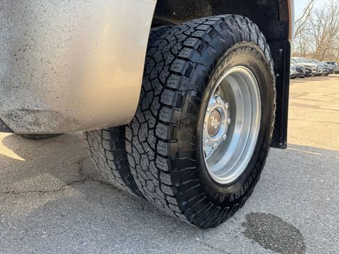 Used 2011 Ford F350 King Ranch w/ King Ranch w/Chrome Pkg image 16