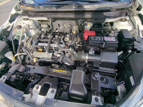 Used 2020 Nissan Kicks SR w/ SR Premium Package image 34