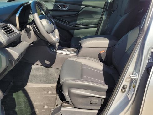 New 2026 Subaru Ascent Limited image 3