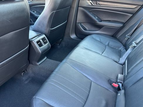 Used 2020 Honda Accord Touring image 26