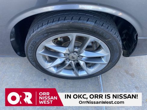 Used 2022 Dodge Challenger SXT w/ Plus Package image 9