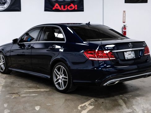 Used 2014 Mercedes-Benz E 350 4MATIC Sedan image 12