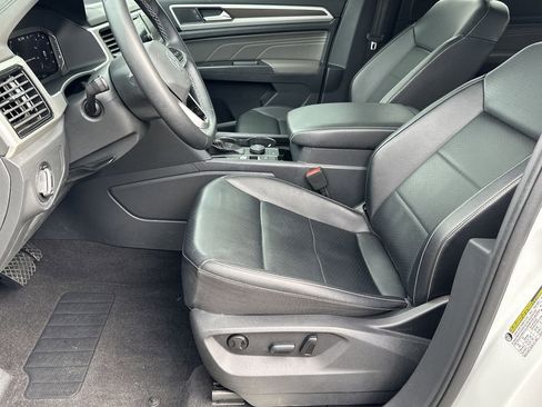 Used 2022 Volkswagen Atlas SE image 14