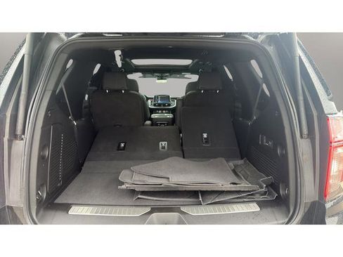 Used 2024 Chevrolet Tahoe High Country AWD/4WD image 40