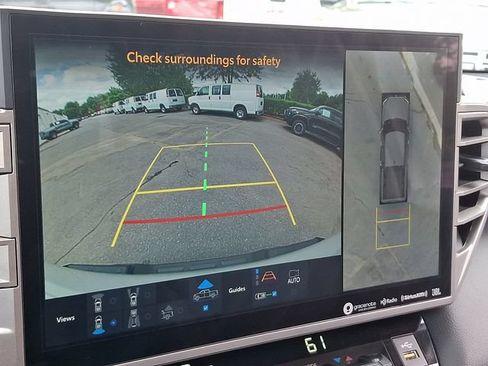 Used 2024 Toyota Tundra Limited AWD/4WD image 18