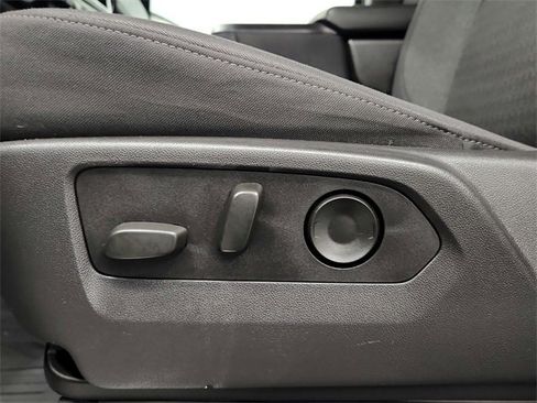 Used 2024 GMC Sierra 1500 Elevation image 28