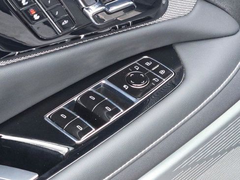 Used 2025 Cadillac Optiq Luxury 1 w/ LPO, Floor Liner Package image 21