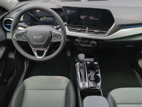 New 2026 Chevrolet Trax LT FWD image 4