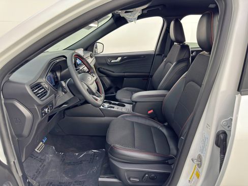 Used 2024 Ford Escape ST-Line Select AWD/4WD image 15