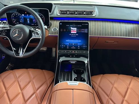Certified 2022 Mercedes-Benz Maybach S 580 4MATIC image 17