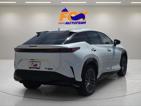 New 2026 Lexus RZ 450e AWD image 4