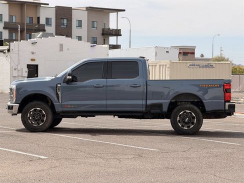 Used 2023 Ford F250 Lariat w/ Lariat Ultimate Package AWD/4WD image 5