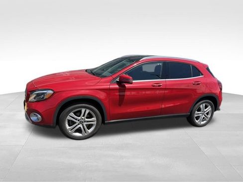 Used 2018 Mercedes-Benz GLA 250 4MATIC image 1