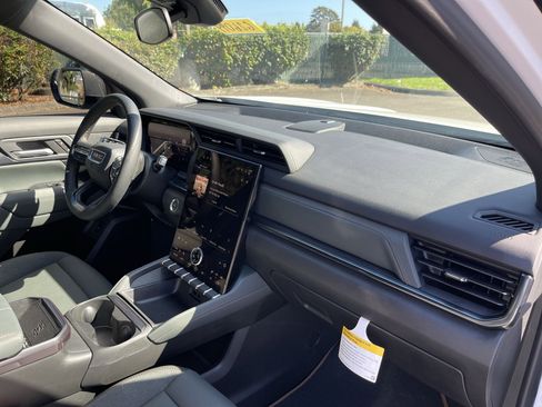 New 2026 GMC Terrain AT4 image 61