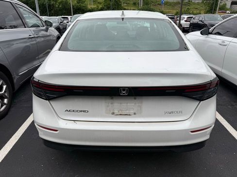 Certified 2023 Honda Accord EX image 5