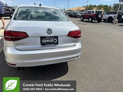 Used 2016 Volkswagen Jetta S FWD image 6