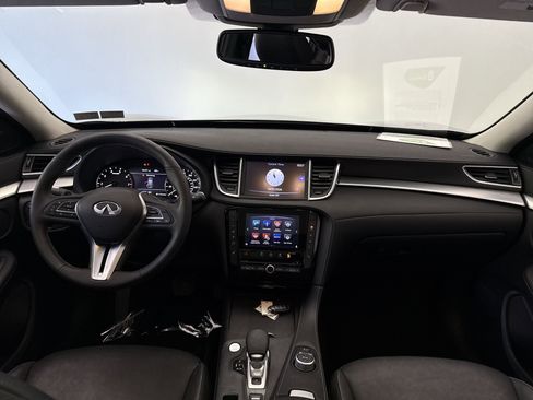 Used 2019 INFINITI QX50 Luxe AWD/4WD image 14