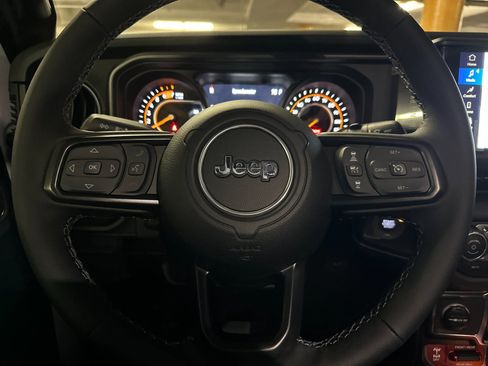 New 2026 Jeep Wrangler Unlimited Rubicon AWD/4WD image 22