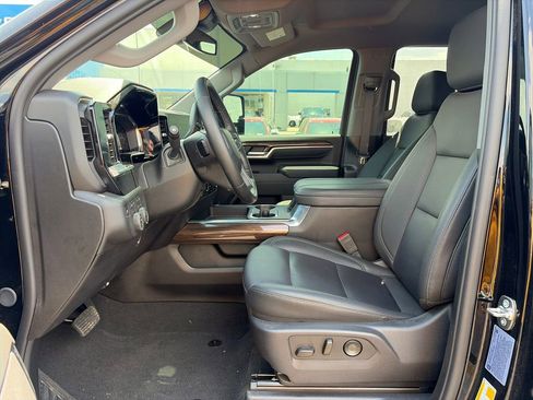 Used 2026 Chevrolet Silverado 2500 LT w/ Trail Boss Package AWD/4WD image 14