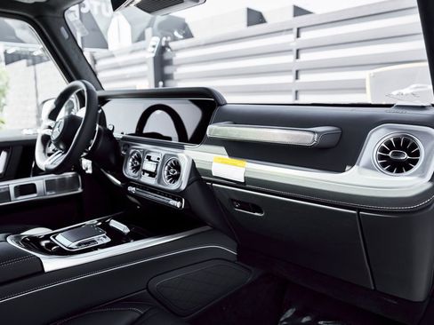 Used 2026 Mercedes-Benz G 63 AMG 4MATIC image 42