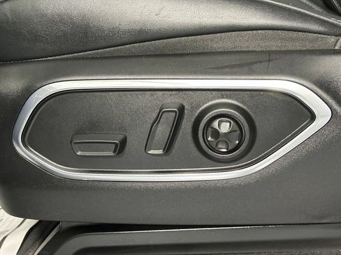 Used 2023 Jeep Wagoneer Series II AWD/4WD image 33