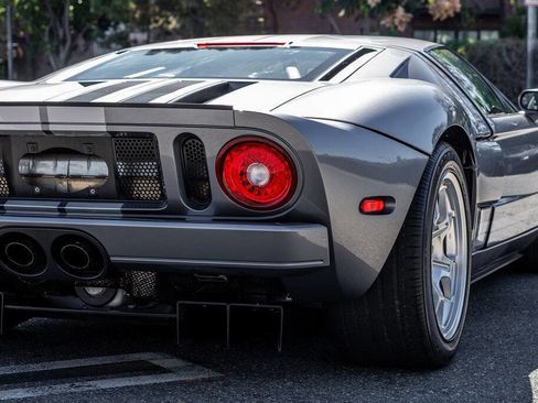 Used 2006 Ford GT image 80