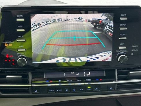 Certified 2023 Toyota Sienna XLE image 24