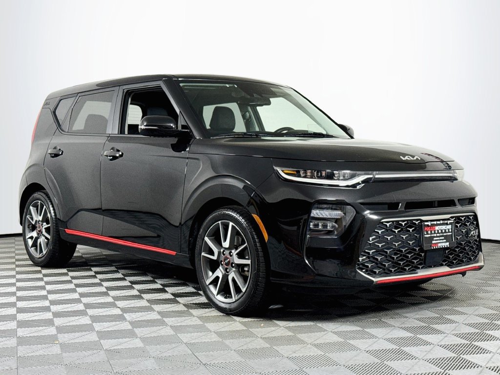 Used 2022 Kia Soul Turbo FWD image 1