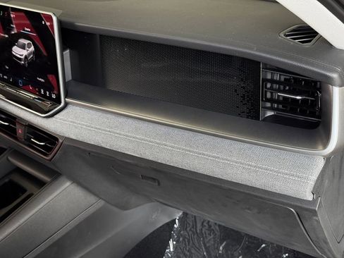 New 2026 Volkswagen Tiguan S FWD image 28
