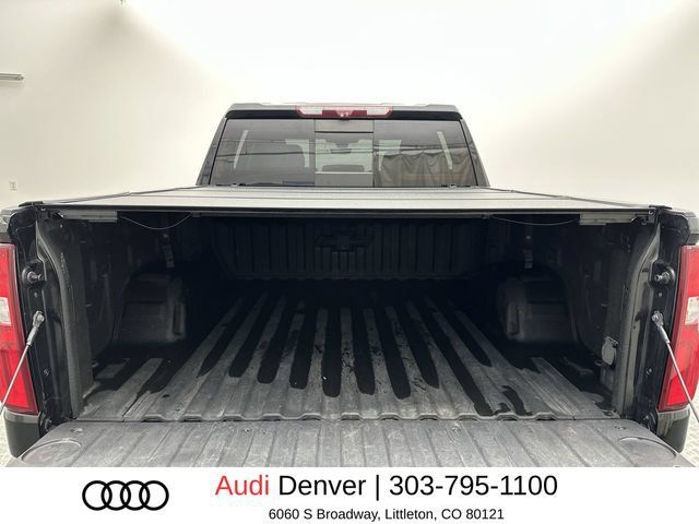 Used 2020 Chevrolet Silverado 1500 LTZ w/ LTZ Premium Package AWD/4WD image 23