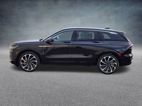 New 2026 Lincoln Nautilus Black Label image 4