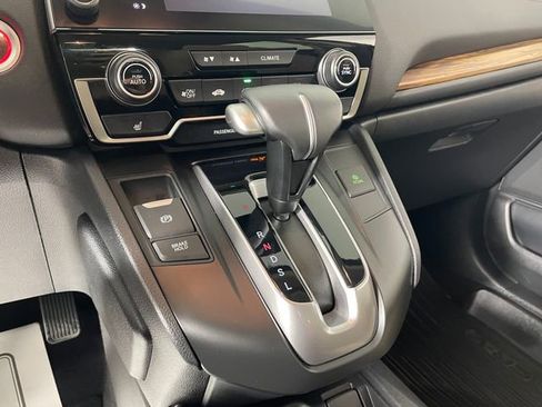 Used 2018 Honda CR-V Touring image 8