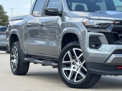 Used 2023 Chevrolet Colorado Z71 w/ Advanced Trailering Package AWD/4WD image 10