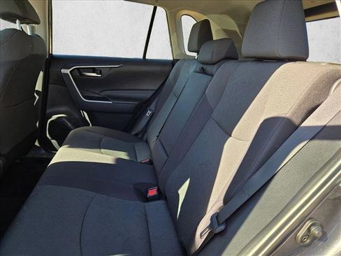 Used 2024 Toyota RAV4 XLE image 18