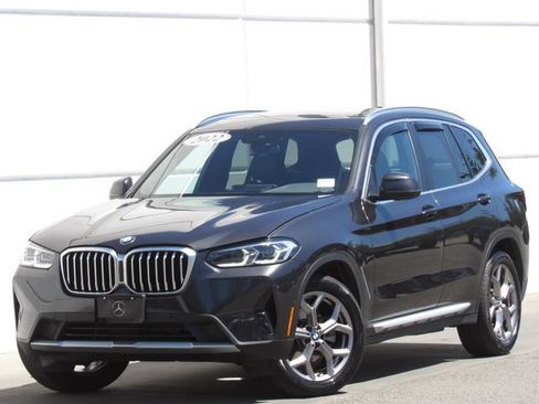 Used 2022 BMW X3 xDrive30i AWD/4WD image 1