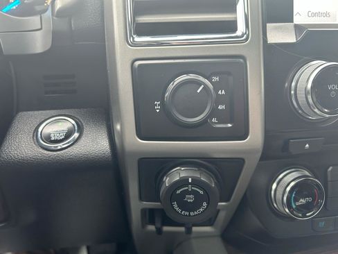 Used 2016 Ford F150 Lariat w/ Equipment Group 502A Luxury image 30