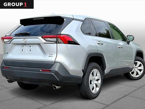 Certified 2022 Toyota RAV4 LE image 12