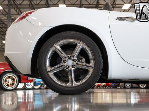 Used 2008 Saturn Sky Red Line image 9